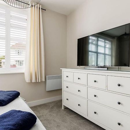 בורנמות' Modern 2 Bed, Cliff Top & Parking, F6 מראה חיצוני תמונה