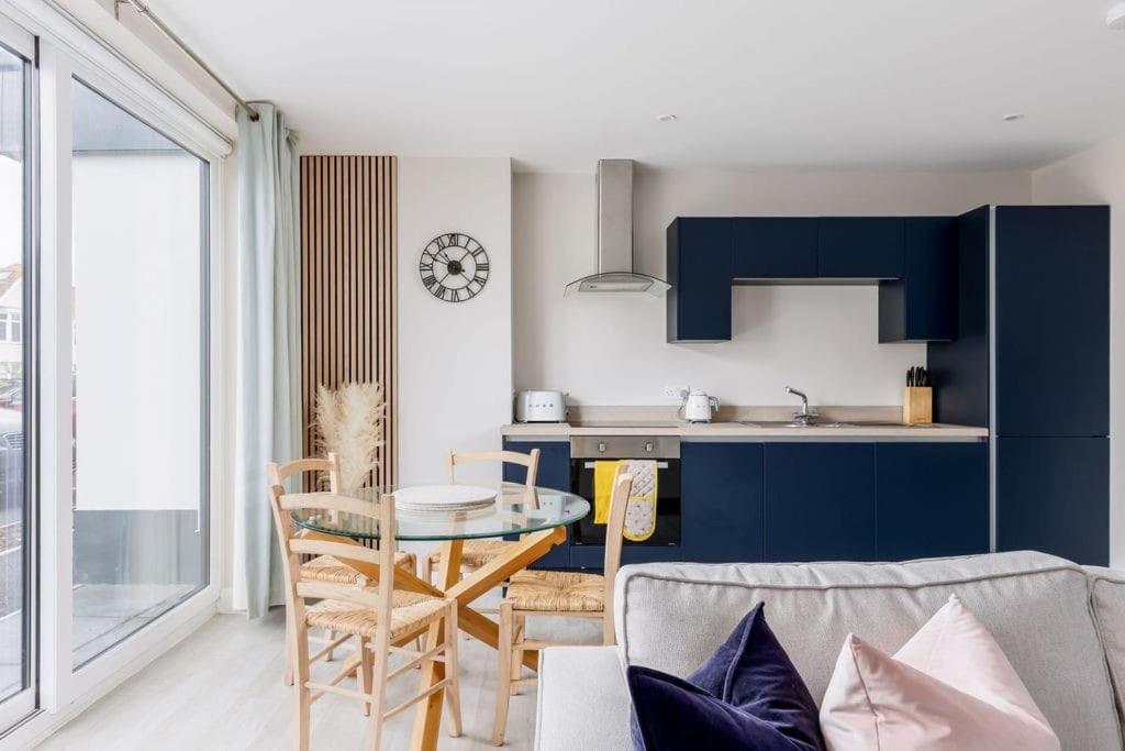 בורנמות' Modern 2 Bed, Cliff Top & Parking, F6 מראה חיצוני תמונה