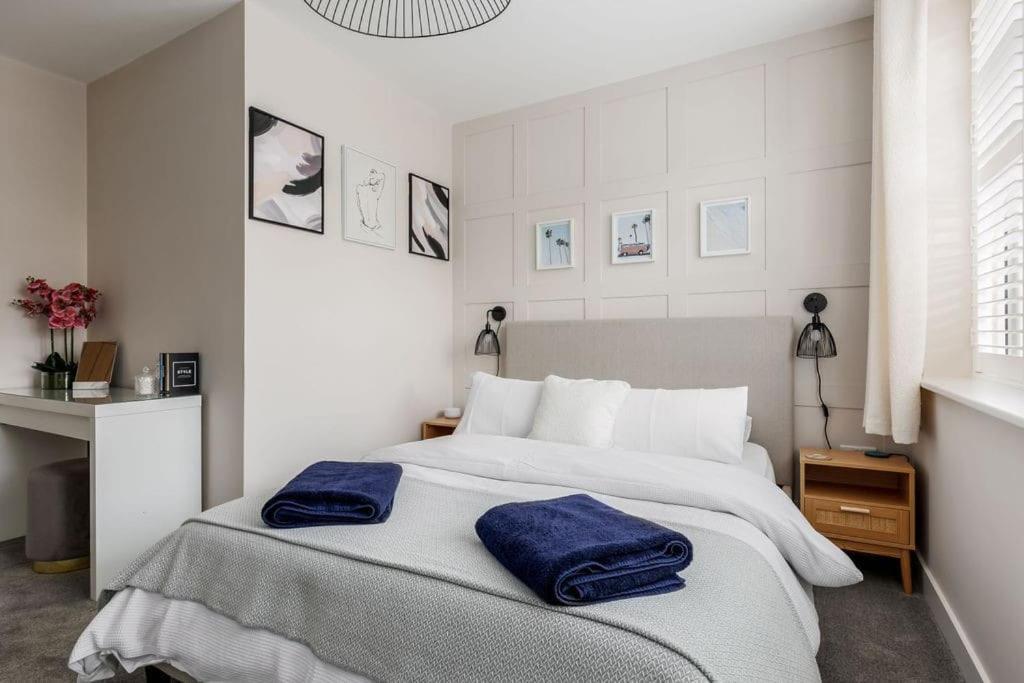 בורנמות' Modern 2 Bed, Cliff Top & Parking, F6 מראה חיצוני תמונה
