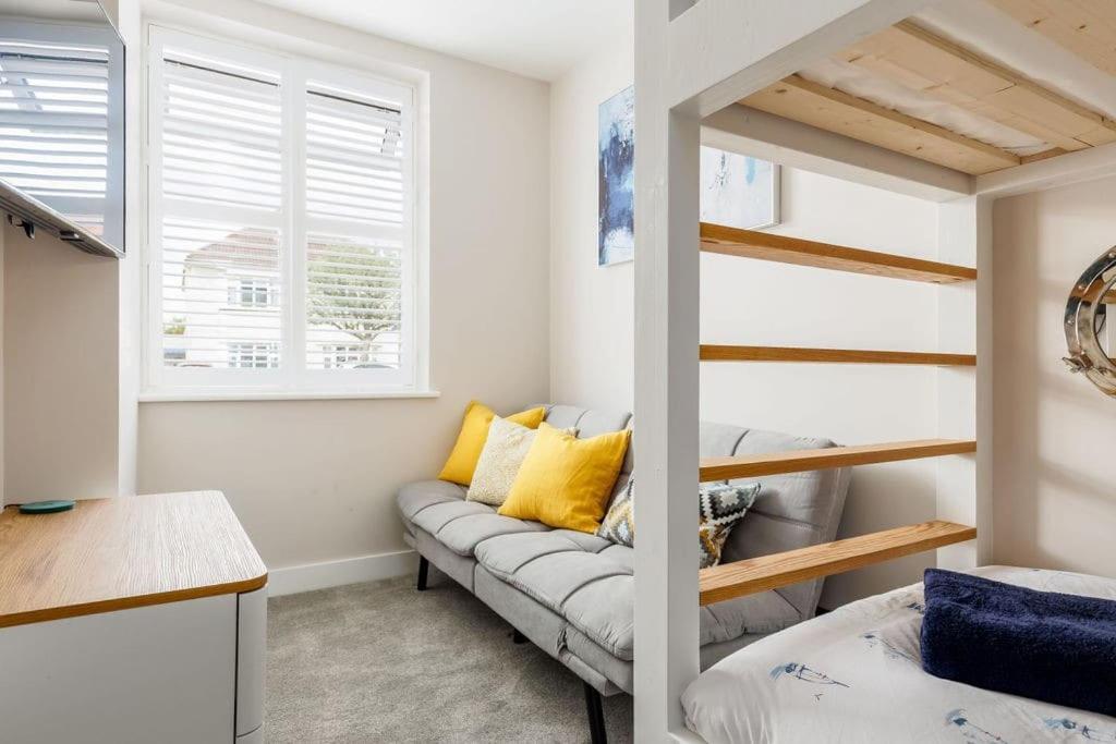 בורנמות' Modern 2 Bed, Cliff Top & Parking, F6 מראה חיצוני תמונה