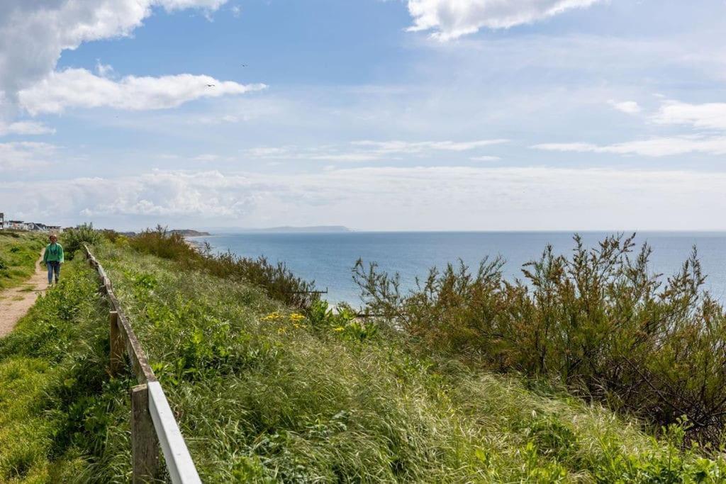 בורנמות' Modern 2 Bed, Cliff Top & Parking, F6 מראה חיצוני תמונה